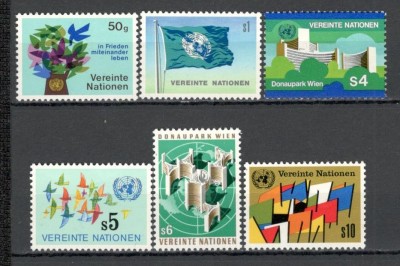 O.N.U.Viena.1979 Simboluri SN.435 foto