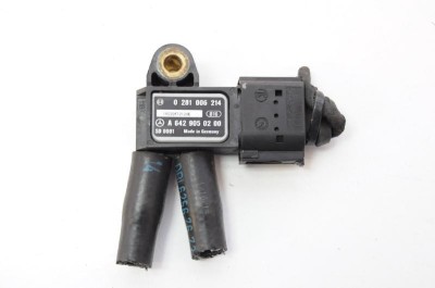 Senzor de presiune DPF MERCEDES-BENZ C W205 2015 OEM: A6429050200,0281006214 2207087 foto