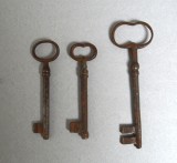 Lot 3 chei vechi de metal Transilvania