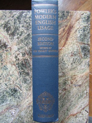 A DICTIONARY OF MODERN ENGLISH USAGE by H.W.FOWLER foto