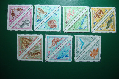 SOUTH ARABIA / HADHRAMAUT 1968 SERIE FAUNA MNH foto