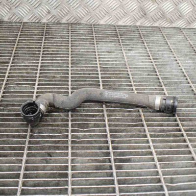 Furtun radiator răcire dreapta MERCEDES-BENZ C W205 2017 OEM: A2055014784 foto