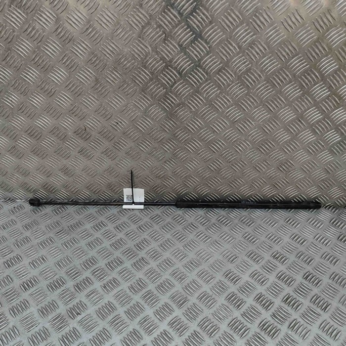 Amortizor capota dreapta față AUDI Q2 GA 2020 OEM: 81A823359C 30665147