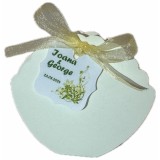 Cutie din carton ivoar forma scoica + eticheta personalizata