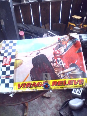 Joc Vechi cu masini de curse Virage Releve Dunlop Perioada comunista foto