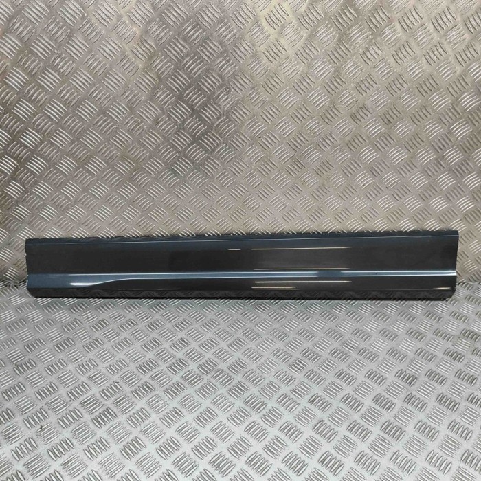 Bandou inferior ușă st&acirc;nga față AUDI Q2 GA 2020 OEM: 81A853959B