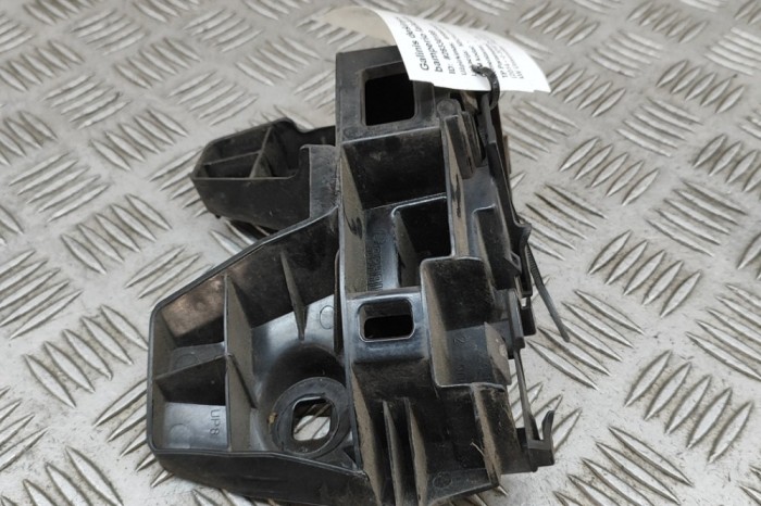 Suport bara de protecție dreapta spate VW PASSAT Variant B8 3G5 2016 OEM: 3G9807484 28330189