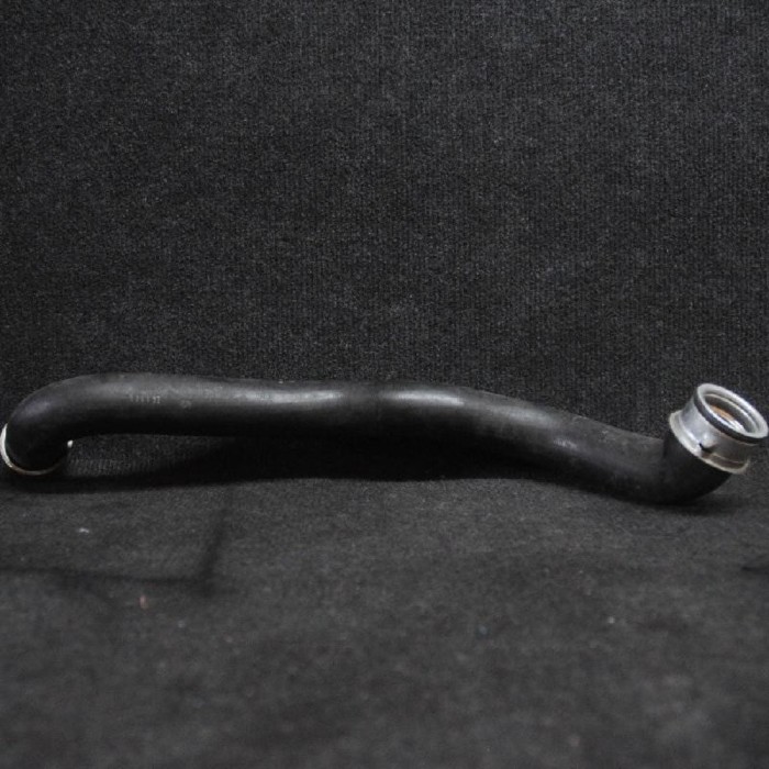 Furtun radiator răcire st&acirc;nga MERCEDES-BENZ E W211 2002 OEM: A2115013582 2328488