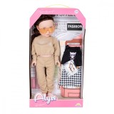 Papusa fashion, Alyss in tinuta sport