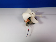 Elice ventilator cuptor cu microunde Whirlpool MWD302WH / C43 foto