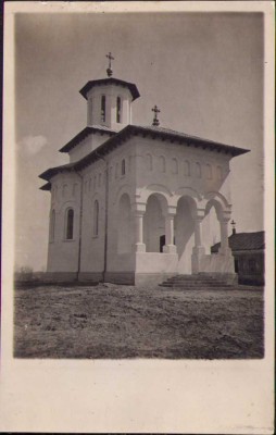 HST P268 Poză biserica din Sărani foto