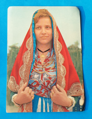 Carte Postala veche - Portret de femeie - costum sardi foto