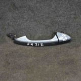 M&acirc;ner exterior ușă st&acirc;nga față MERCEDES-BENZ E W212 2009 OEM: A2047600170A2047600320 1131541