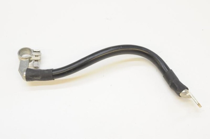 Cablu baterie pozitiv VW TOUAREG 7LA, 7L6, 7L7 2007 OEM: 7L0971225 | 2860961