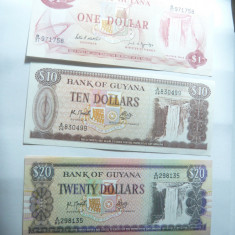 3 Bancnote Guyana : 1dolar 1971 ,10dolari 1983 ,20 dolari 1981 ,cal. NC