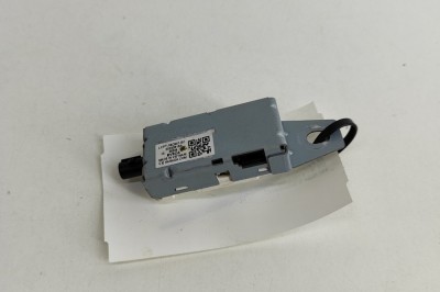Amplificator de antena FORD PUMA J2K, CF7 2022 OEM: LCPT-18C847-EC 25311573 foto