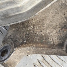 Suport motor st&acirc;nga VW TRANSPORTER V T5 Minibus / passenger 2005 OEM: 7H0399151K7H0399151J 1179290