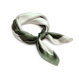 Cumpara ieftin Esarfa satin patrata alb-verde