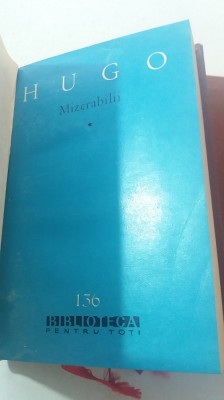 myh 532- MIZERABILII - VICTOR HUGO - 5 VOL - ED 1962 foto