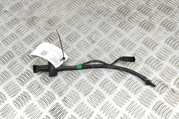 Duza stropitor parbriz LAND ROVER DISCOVERY V L462 2017 OEM: HY32-17666-BC 22812786