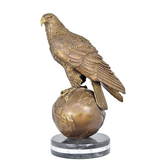 Vultur pe un glob-statueta din bronz cu un soclu din marmura TBD-11