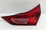 TOYOTA AURIS _E18_ 2013 OEM: 81581-02450 SKU: 28399030