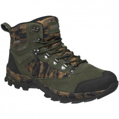 Bocanci Bank Bound Camo Trek Marime 41