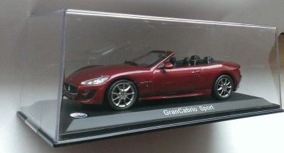 Macheta Maserati GranCabrio Sport 2012 - Leo Models/ Whitebox 1/43 foto