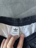 Pantaloni Vintage Adidas Femei ca noi