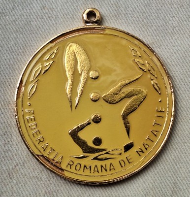 Federatia Romana de Natatie - campionat Republican, medalie premiu scolar 1974 foto
