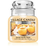 Village Candle Spiced Vanilla Apple lum&acirc;nare parfumată (Glass Lid) 389 g