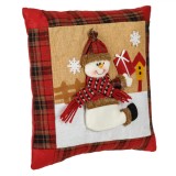 Cumpara ieftin Perna Decorativă Crăciun, Model Bordo Cu Carouri, Om de Zăpadă 3D, 35x35cm, Poliester