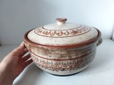 Oala de sarmale, lut glazurat, vechi, folosita, doar pentru decor sau coletie, cca 24cm diametru x 12cm inaltime