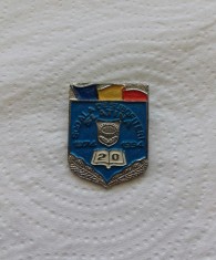 INSIGNA SCOALA DE SUBOFITERI SLATINA 1974-1994 MAI foto
