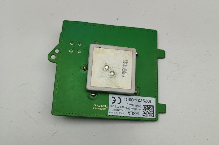 Antena TESLA MODEL 3 2019 OEM: 1079734-00-C | 30484481
