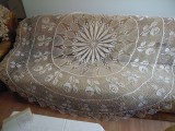 Macrame (mileu) - fata de masa (2) alba cu diametrul de 210 cm
