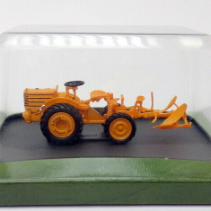 Macheta tractor Staub RT4 - 1954 scara 1:43