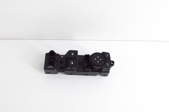 Buton geam ușă dreapta față FORD FIESTA VII 2023 OEM: N1B1-14540-BB,N1B1-14540-BB3JA6 20406538