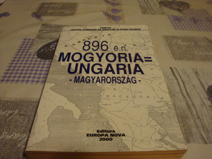 896 e. n. Mogyoria = Ungaria - ( 2000 )