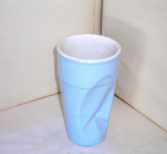 Pahar mare portelan hand made - Crumple Cup ? design Herstal Danemarca foto