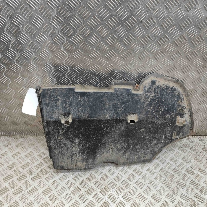 Scut motor dreapta spate AUDI Q5 FY 2017 OEM: 80A825219A