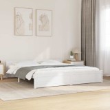 Cumpara ieftin Cadru de pat, alb, 200x200 cm, lemn masiv