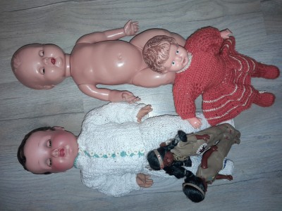 PAPUSA VECHE- PAPUSI VECHI DIN CELULUOID SI PLASTIC- LOT 8 BUCATI- AU DEFECTE foto