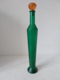 Sticla inalta si ingusta ART DECO, verde mat cu dop de pluta cu capat de plastic culoare chihlimbarului, 34cm inaltime