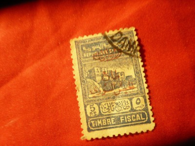 Timbru Siria 1945 supratipar rosu ,Casa Armatei , val. 5ps ,stampilat foto