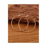 Cercei aurii Cercuri subtiri