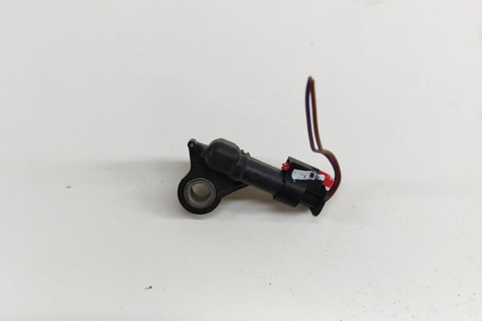 Senzor de impact st&acirc;nga față TESLA MODEL Y 2021 OEM: 1036761-00-A 30618136