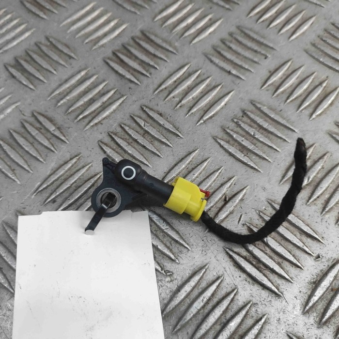 Senzor de impact st&acirc;nga spate VW TOUAREG 7P5 2017 OEM: 1S0959351 | 32028567