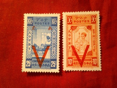 2 Timbre Etiopia 1945 supratipar V , 10 si 25c fara guma foto