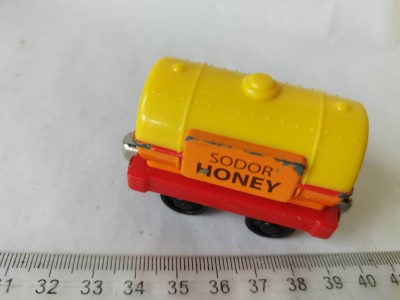 bnk jc Thomas &amp;amp; Friends Take`n`play - cisterna Thomas&amp;amp; The Bees foto